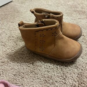 Stride Rite Lilly boot size US 5m